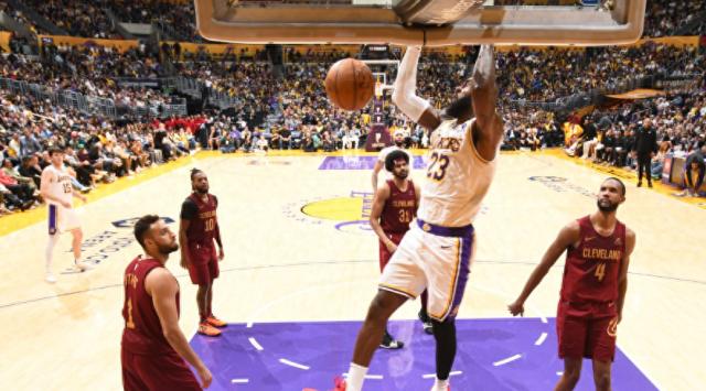 百度体育-冲上西部第八!湖人三叉戟渐入佳境:10战9胜抢位