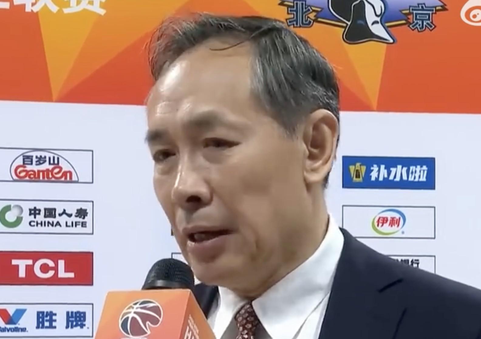 百度体育nba-许利民：第三节末段执行教练策略不够坚决，整体比上轮有进步